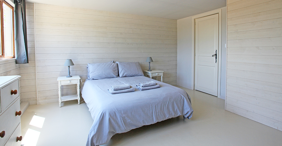 Barn cottage ground floor bedroom