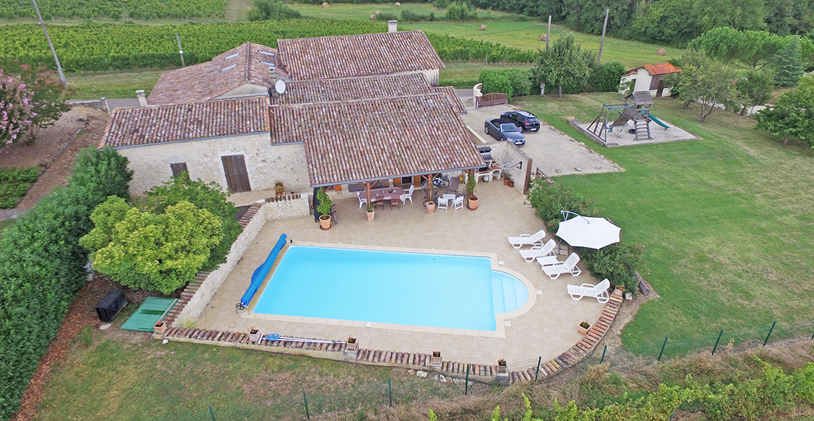 La Grange with private heated pool, overlooking the vines