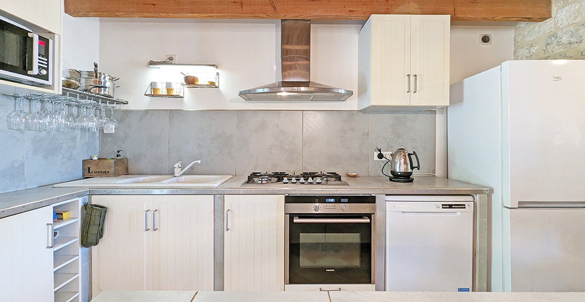 The well equipped kitchen area